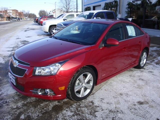 Chevrolet Cruze Hybrid 4wd-i Sedan