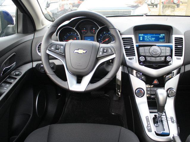 Chevrolet Cruze 2012 photo 4