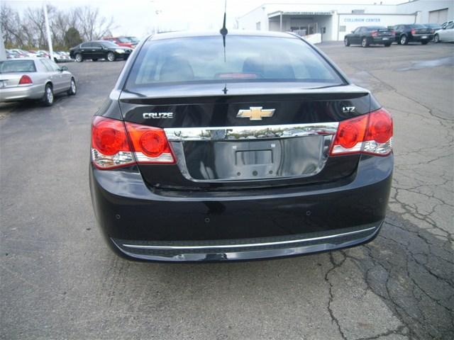 Chevrolet Cruze 2012 photo 3