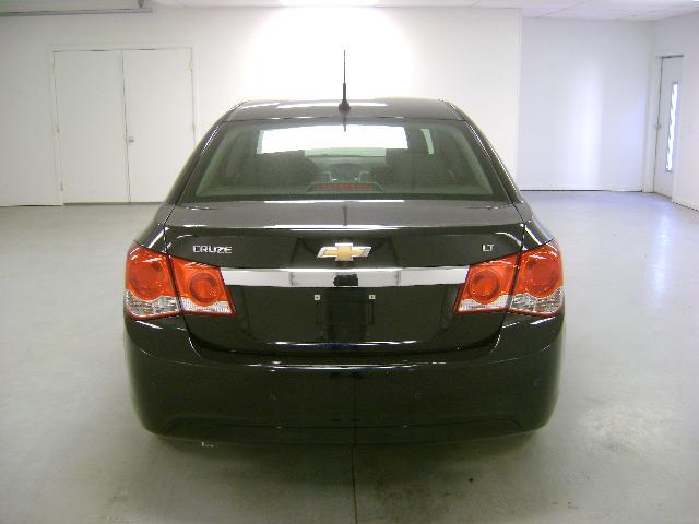 Chevrolet Cruze Supercab XL Sedan