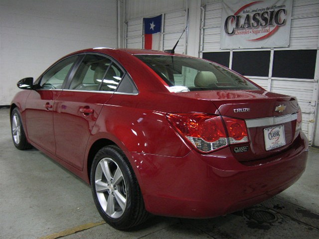 Chevrolet Cruze 2012 photo 3