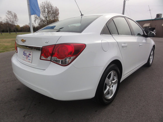 Chevrolet Cruze 2012 photo 2