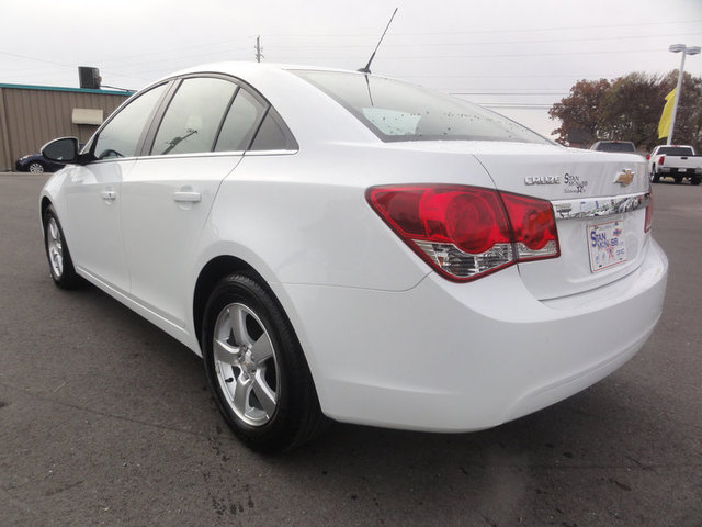 Chevrolet Cruze 2012 photo 4