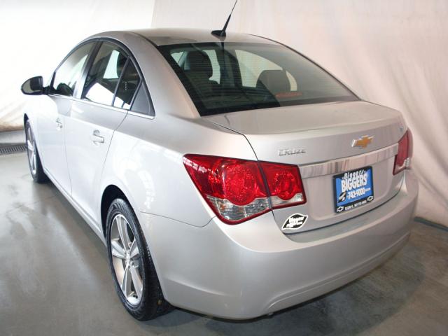 Chevrolet Cruze 2012 photo 2