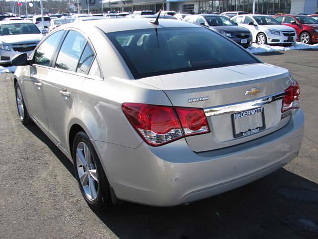 Chevrolet Cruze 2012 photo 3