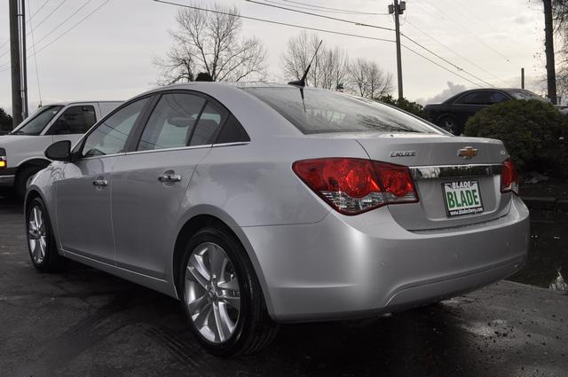 Chevrolet Cruze 2012 photo 4