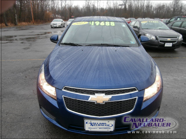 Chevrolet Cruze 2012 photo 2