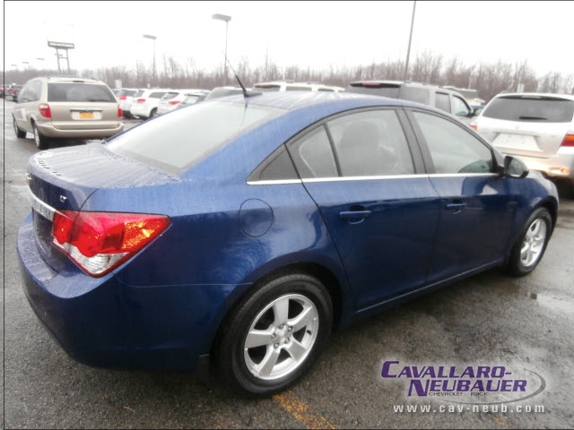 Chevrolet Cruze 2012 photo 3