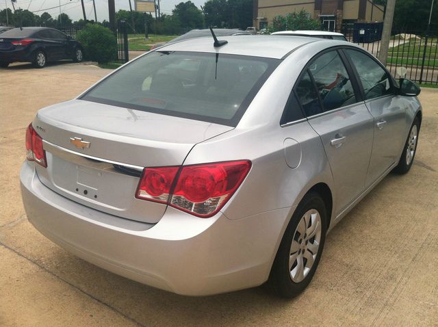 Chevrolet Cruze Continental Edition Sedan