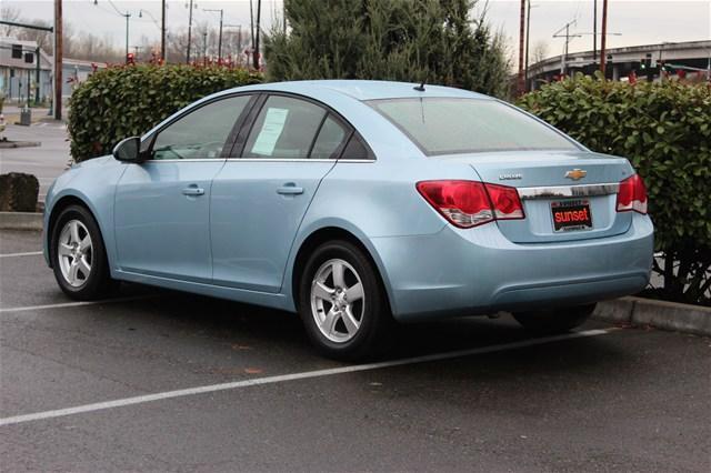 Chevrolet Cruze 2012 photo 2