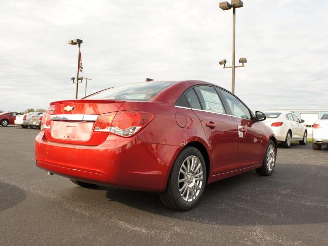 Chevrolet Cruze 2012 photo 2