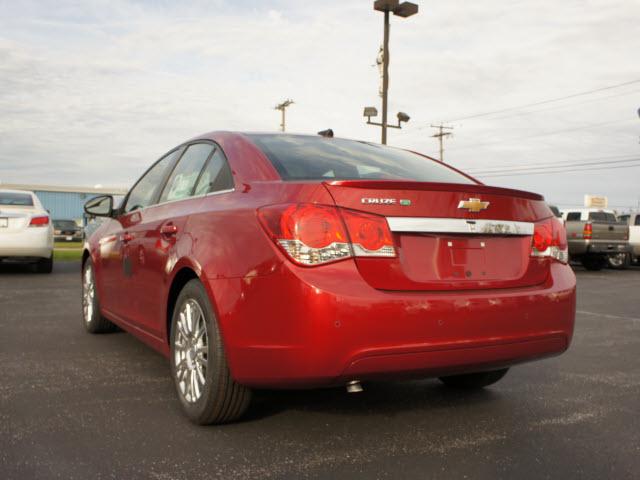 Chevrolet Cruze 2012 photo 3