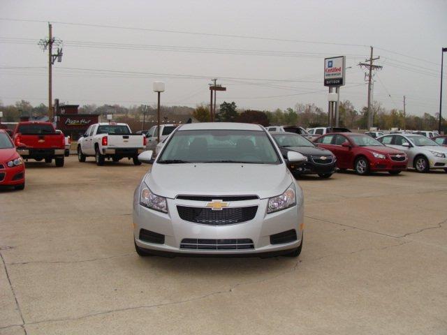 Chevrolet Cruze 4dr Sdn I4 CVT 2.5 Sedan