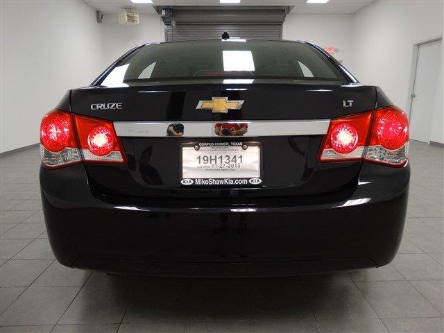 Chevrolet Cruze 2012 photo 3