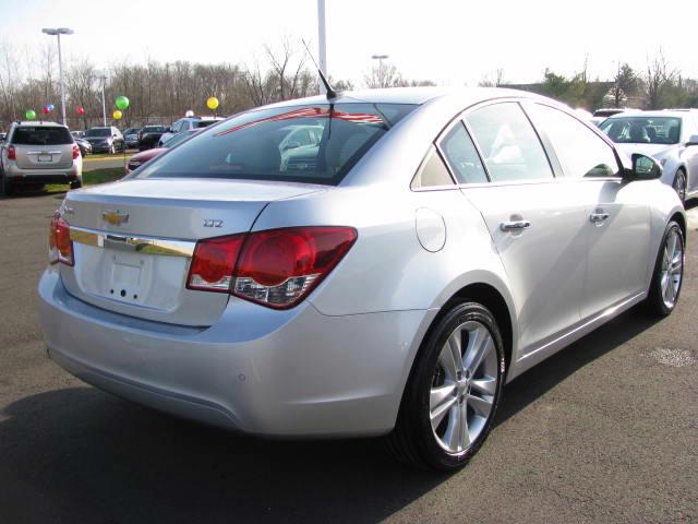 Chevrolet Cruze 2012 photo 2