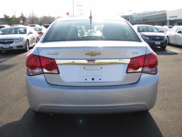 Chevrolet Cruze 2012 photo 3