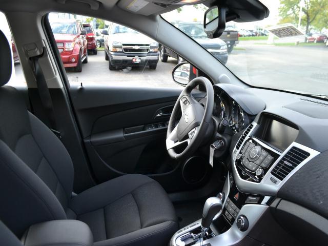 Chevrolet Cruze 2013 photo 3