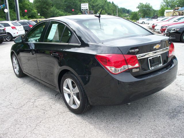 Chevrolet Cruze 2013 photo 3