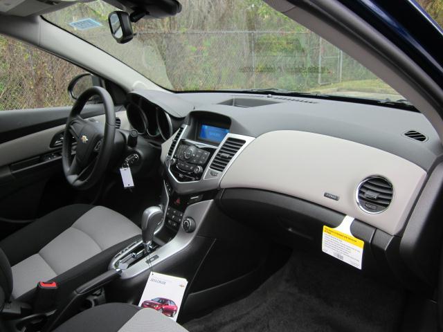 Chevrolet Cruze 2013 photo 16