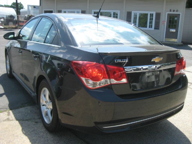 Chevrolet Cruze 2013 photo 3