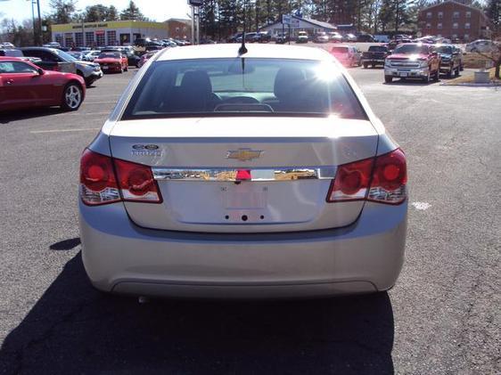 Chevrolet Cruze 2013 photo 2