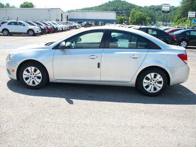 Chevrolet Cruze Local Trade Sedan