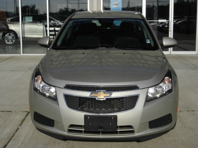 Chevrolet Cruze 2013 photo 2