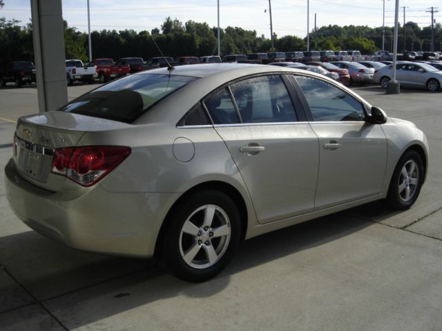 Chevrolet Cruze 2013 photo 4