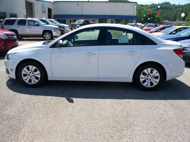 Chevrolet Cruze Local Trade Sedan