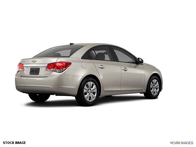 Chevrolet Cruze 2013 photo 2