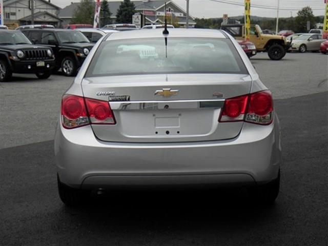 Chevrolet Cruze 2014 photo 3