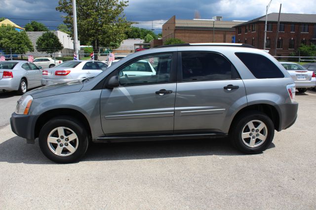 Chevrolet Equinox 2005 photo 2