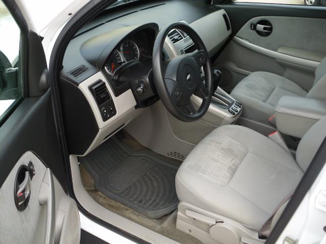 Chevrolet Equinox 2005 photo 2