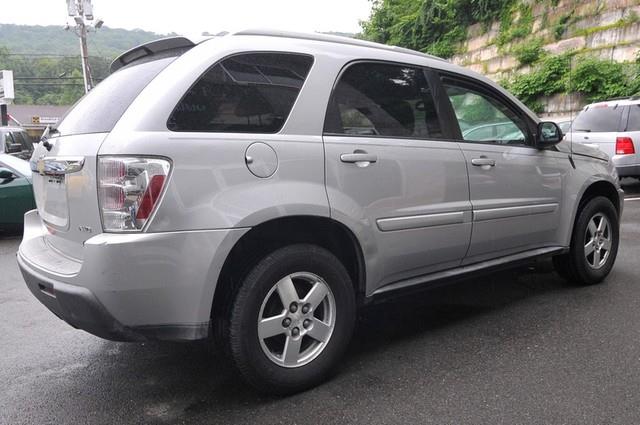 Chevrolet Equinox SL1 SUV