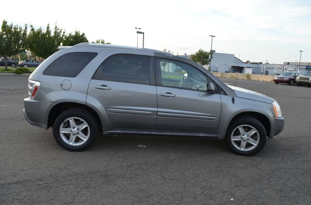 Chevrolet Equinox 2005 photo 2