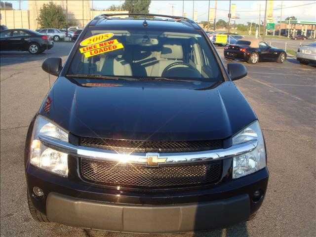 Chevrolet Equinox 2005 photo 2