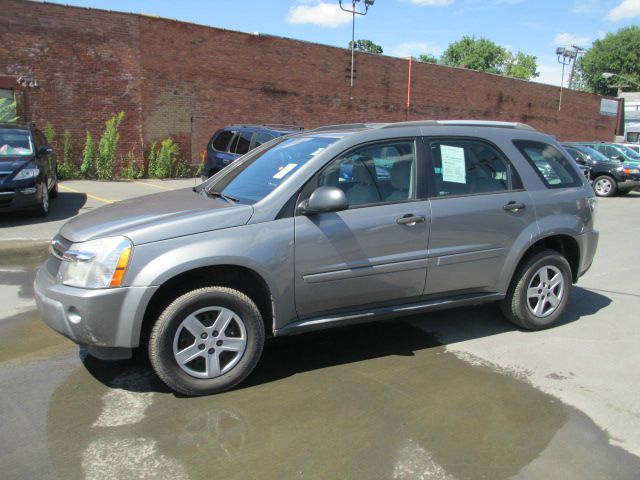 Chevrolet Equinox 2005 photo 2