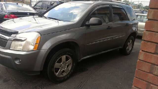 Chevrolet Equinox 2005 photo 2