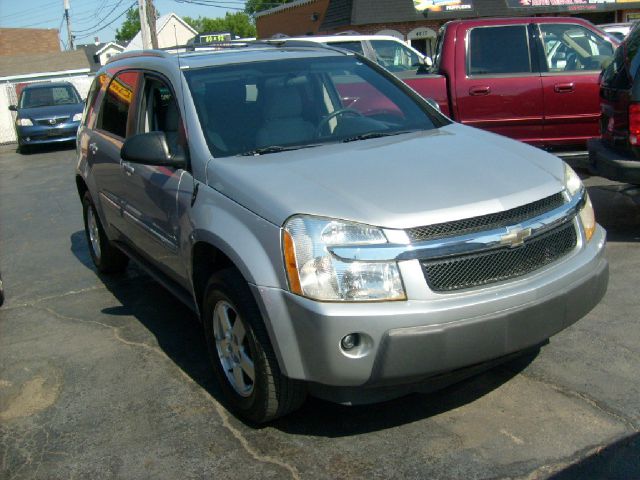 Chevrolet Equinox Awdxr SUV