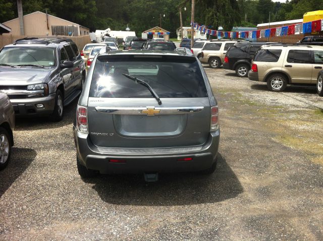 Chevrolet Equinox 2006 photo 2