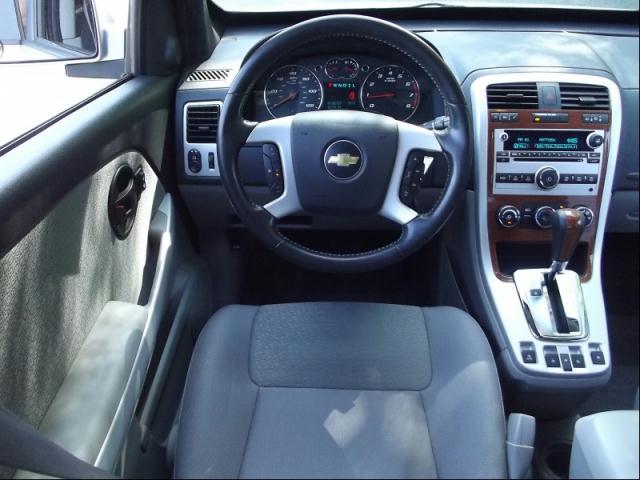 Chevrolet Equinox 2009 photo 2