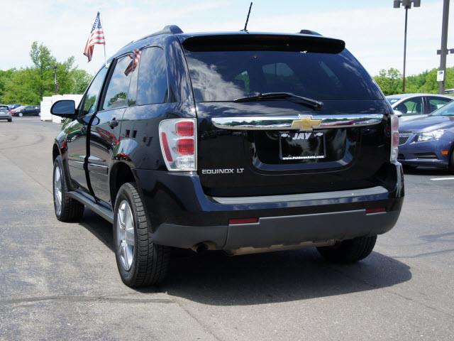 Chevrolet Equinox 2009 photo 2