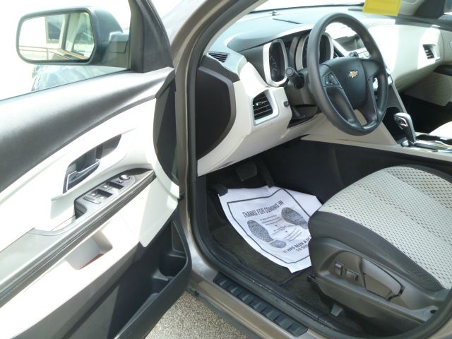 Chevrolet Equinox 2010 photo 12