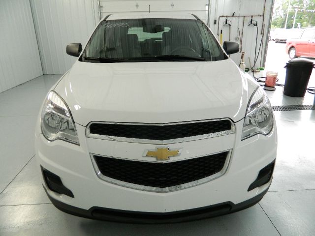 Chevrolet Equinox 2010 photo 2