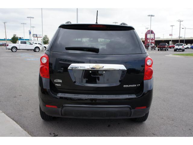 Chevrolet Equinox 2010 photo 2