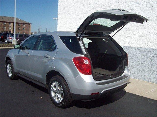 Chevrolet Equinox 2010 photo 11