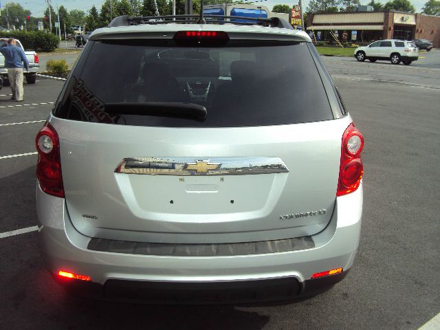 Chevrolet Equinox 2010 photo 11