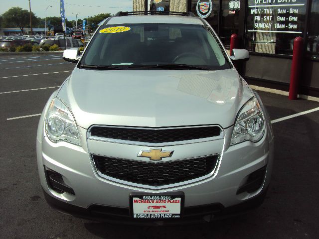 Chevrolet Equinox 2010 photo 2