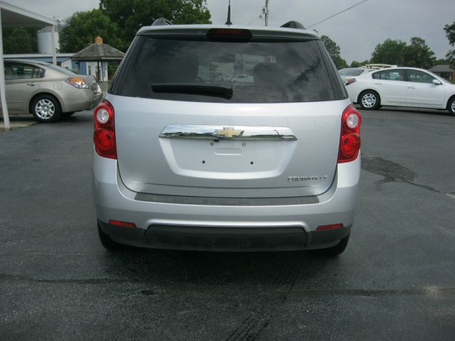 Chevrolet Equinox 2010 photo 2