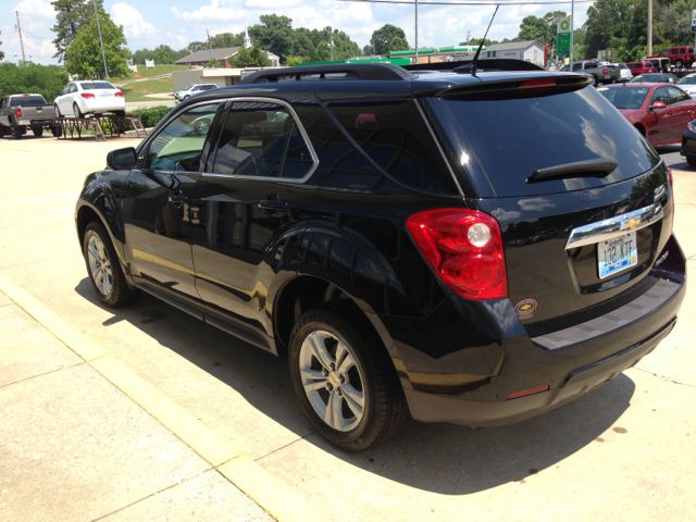 Chevrolet Equinox 2010 photo 2